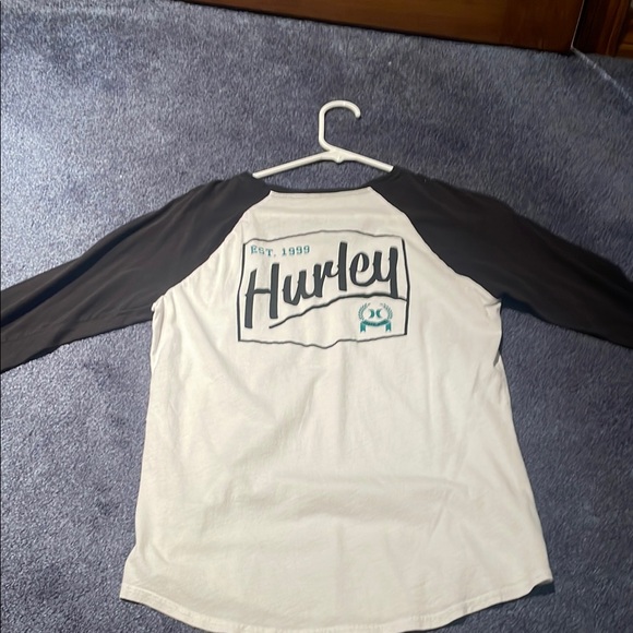 Hurley White and Black Baseball Tee - Picture 4 of 4
